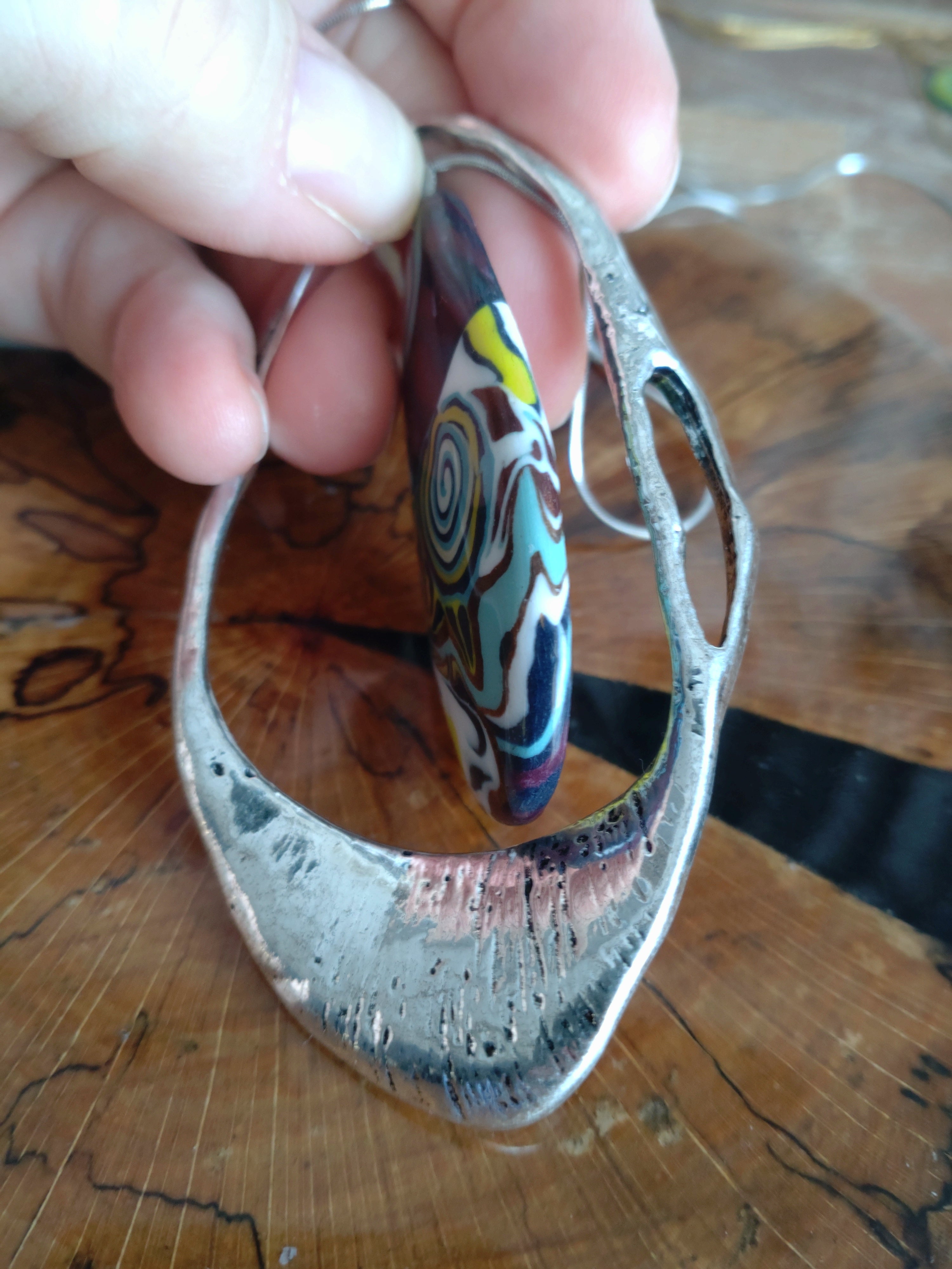 FIMO Damenanhänger mit Metallakzenten – Handgemachtes Unikat | Perl.RitH