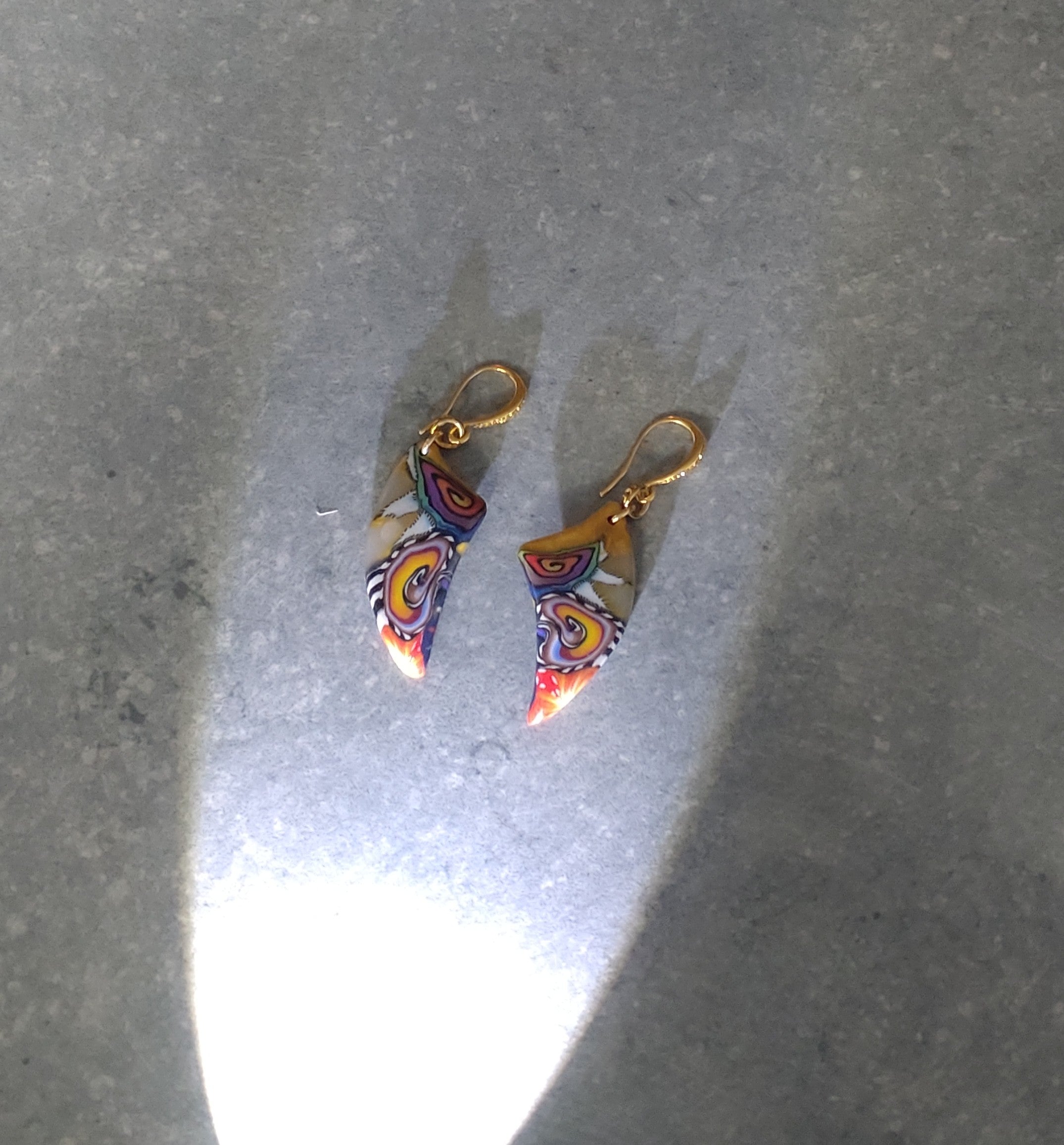 FIMO Ohrringe Abstrakte Herzform – Handgemachter Unikat Schmuck | Perl.RitH