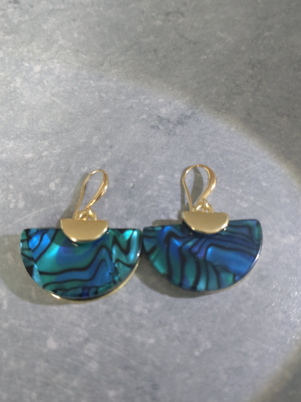 Retro Ohrhänger Fächerform – Modischer Metallschmuck für Damen | Perl.RitH