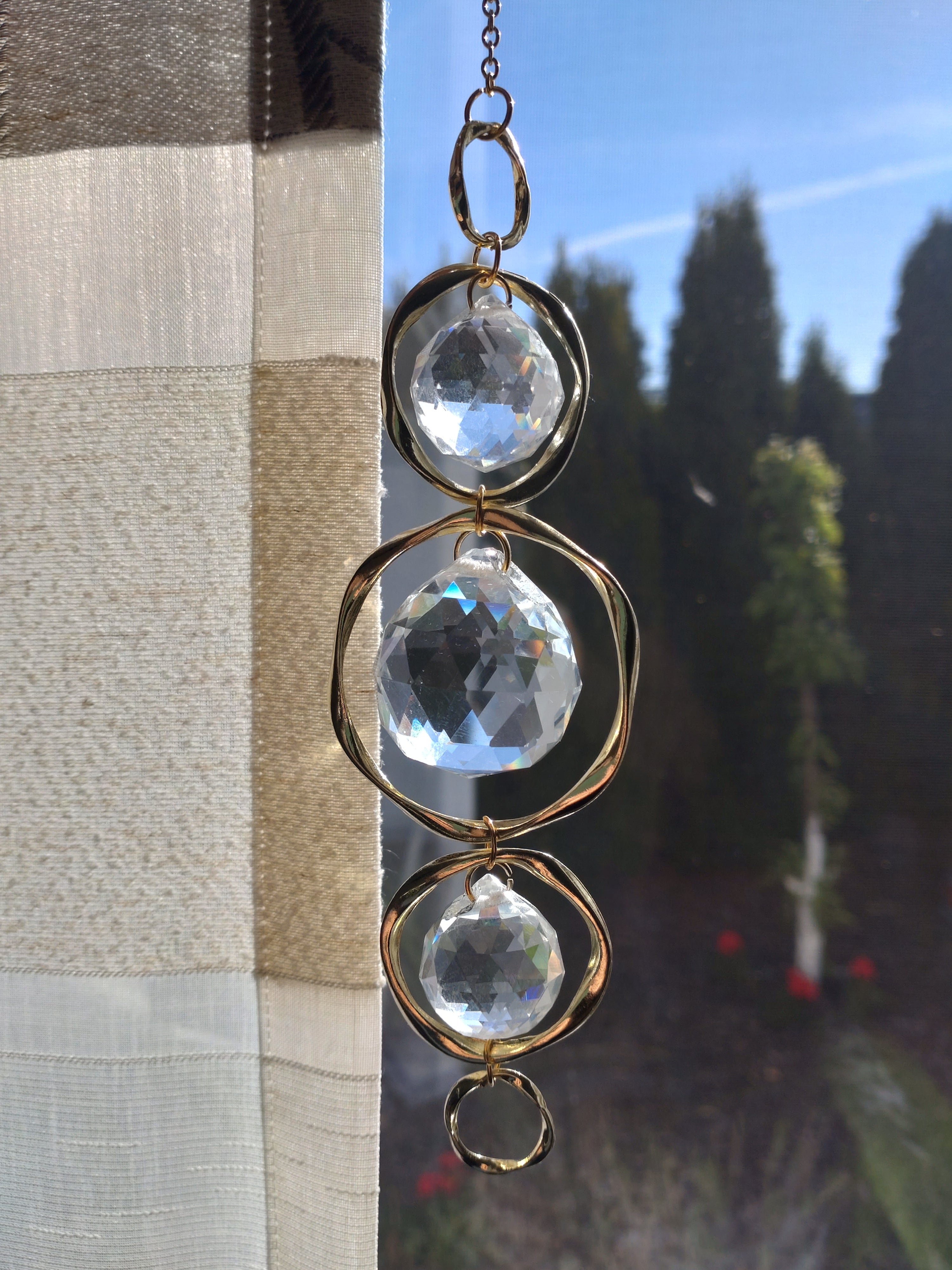 Kristall Sonnenfänger mit Regenbogen-Effekt – Fensterdeko & Gartendeko | Perl.RitH
