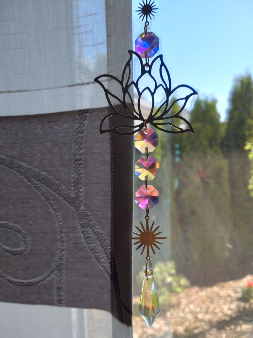 Lotuszauber Sonnenfänger – Lichtreflexe & Wohnzimmer Deko | PerlRitH
